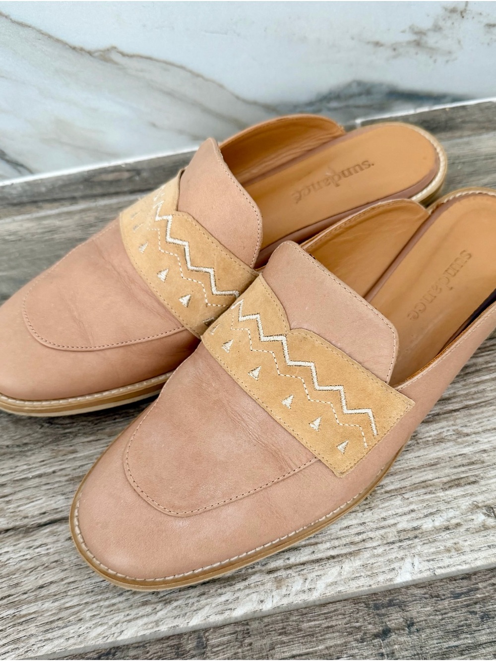 Sundance Women’s Bloom Mules SliponLoafers in Light Tan Embroidery Sz 8.5 Spain